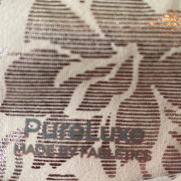 Fabletics Pureluxe Leggings - Picture 4 of 11